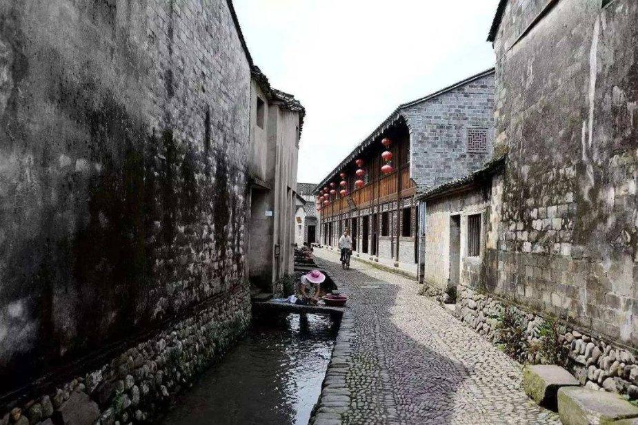 烟雨江湖天罡剑指诀任务游戏画面